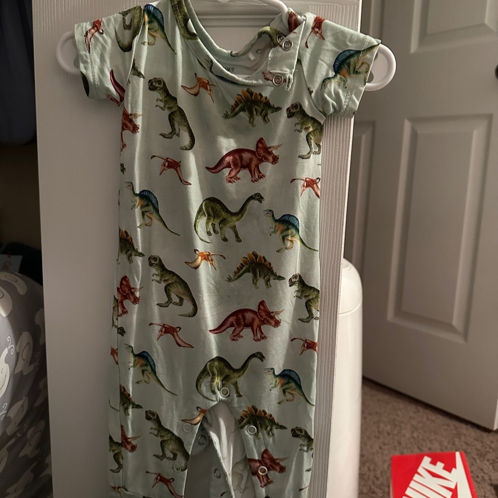 Posh peanut romper